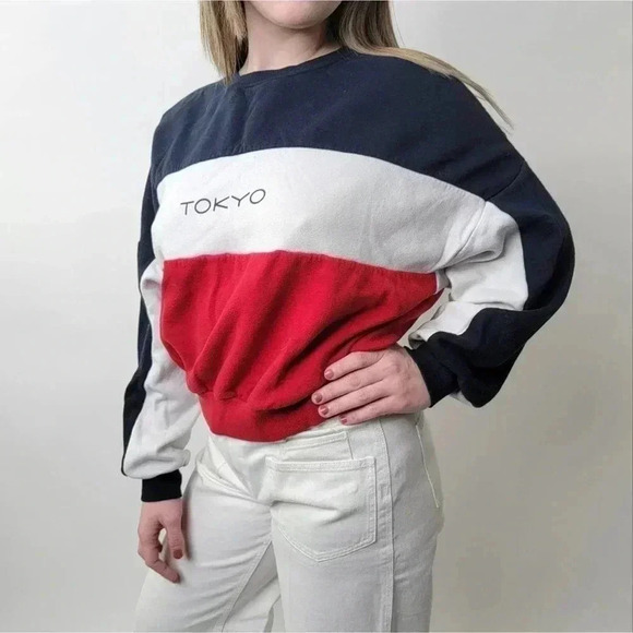 Red White & Blue Striped Colorblock 'Tokyo' Crewneck Sweatshirt - M - Picture 7 of 7